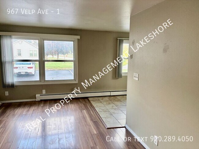 Building Photo - 967 Velp Ave