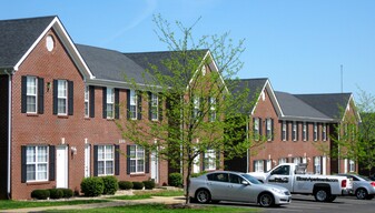 Building Photo - BlackBranch Apartments