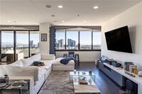 Building Photo - 10560 Wilshire Blvd