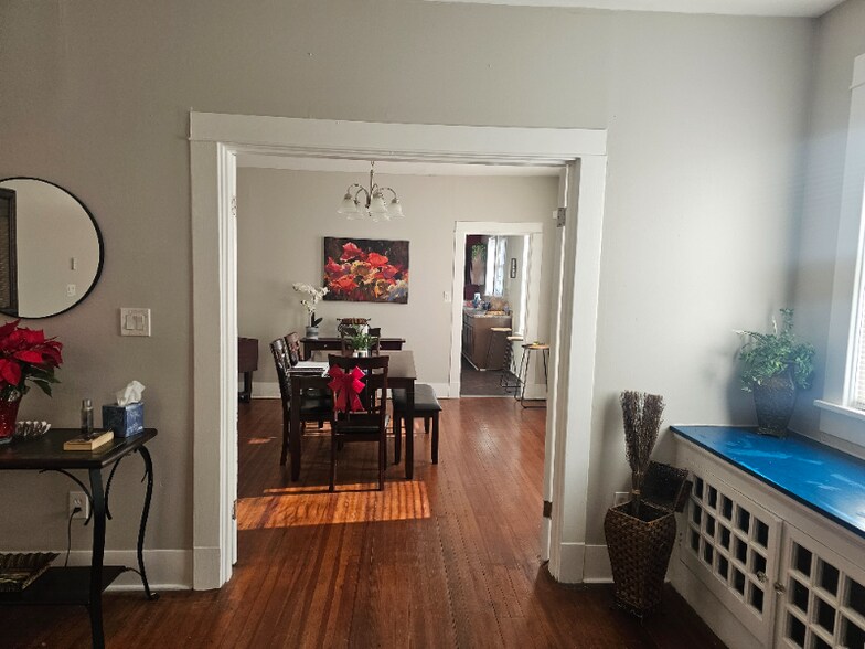 Building Photo - 104 Washington Ave