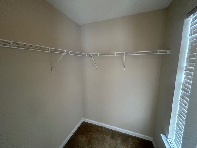 Building Photo - 224 Jerri Ln