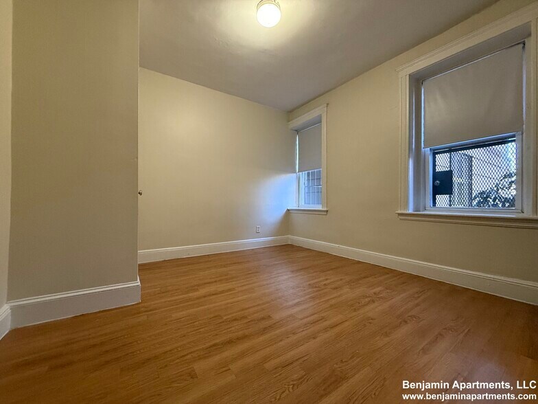 Building Photo - 1626 Commonwealth Ave