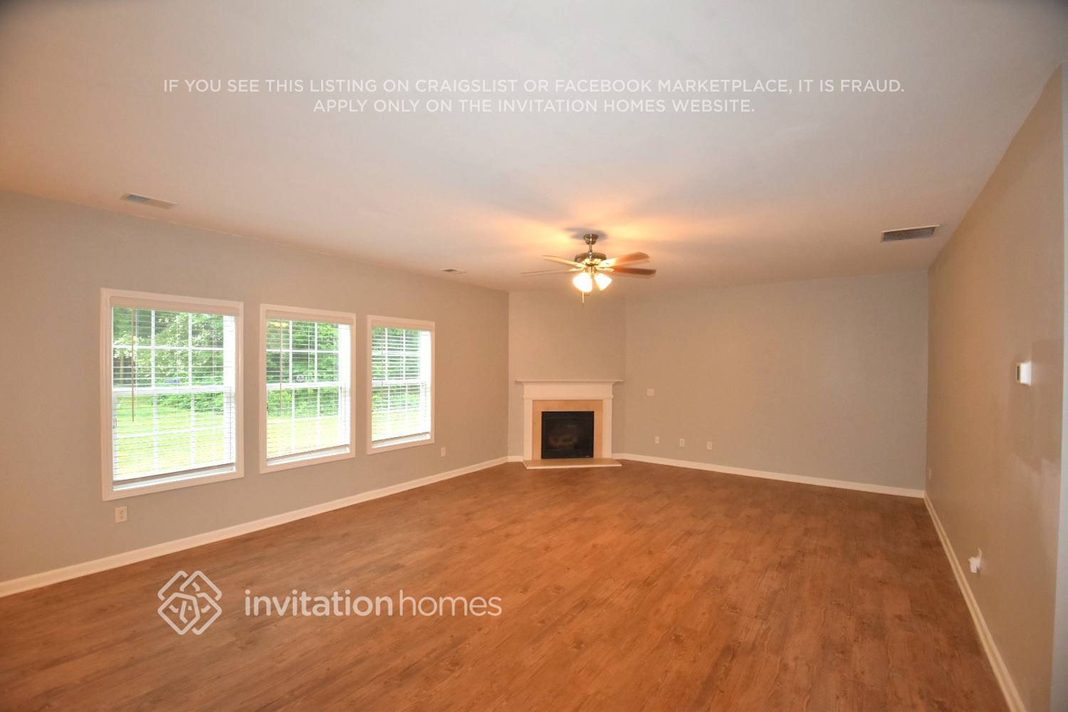 Building Photo - 259 Lantana Dr