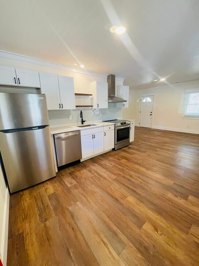 Building Photo - 4703 Green Shanty Rd