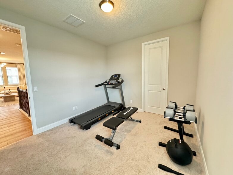 Building Photo - 9268 Juniper Moss Cir