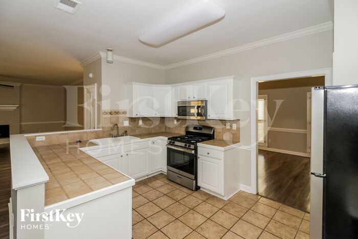 Building Photo - 8968 Keighley Cove