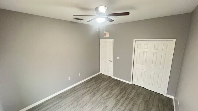 Building Photo - Beautiful 3 Bedroom, 2 Bathroom Home in Palm Bay!!