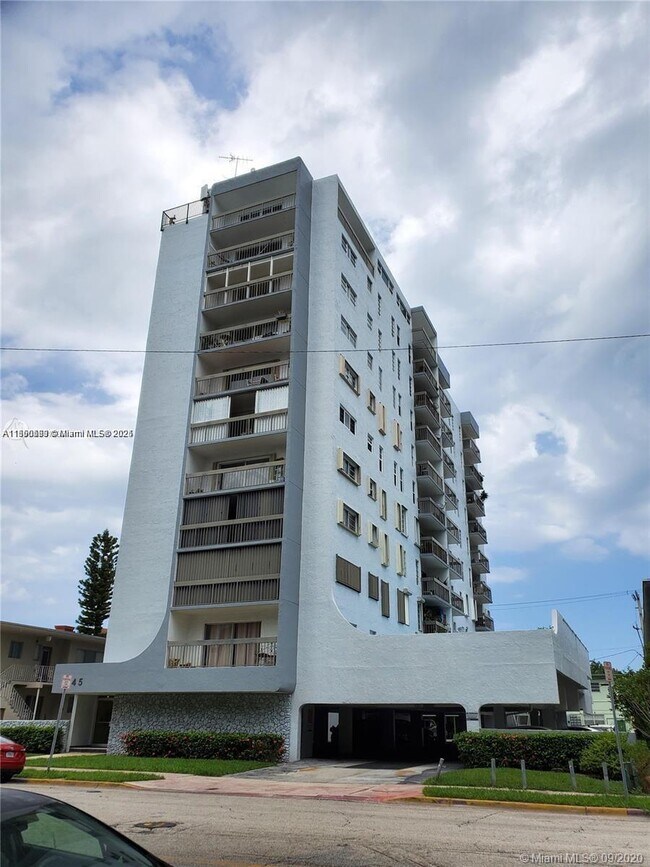 Building Photo - 1345 West Ave