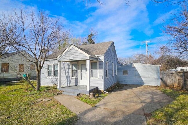 Building Photo - 3817 Key Pl