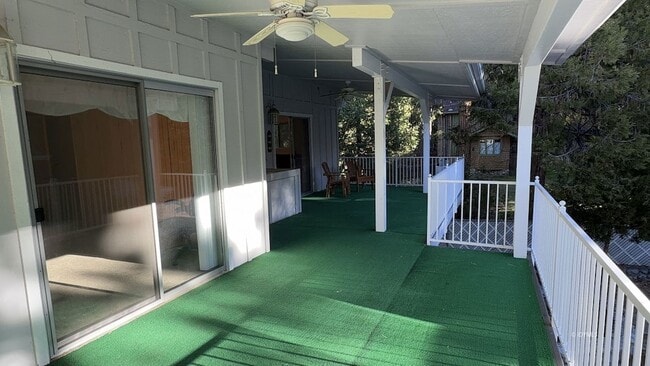 Building Photo - 54159 S Circle Dr