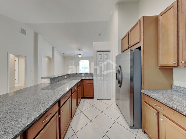 Building Photo - 12823 24th St Cir E