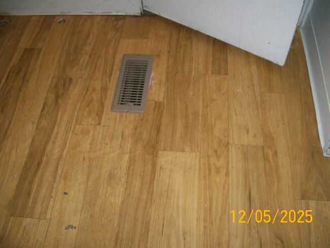 Building Photo - 3098 Springhill Rd