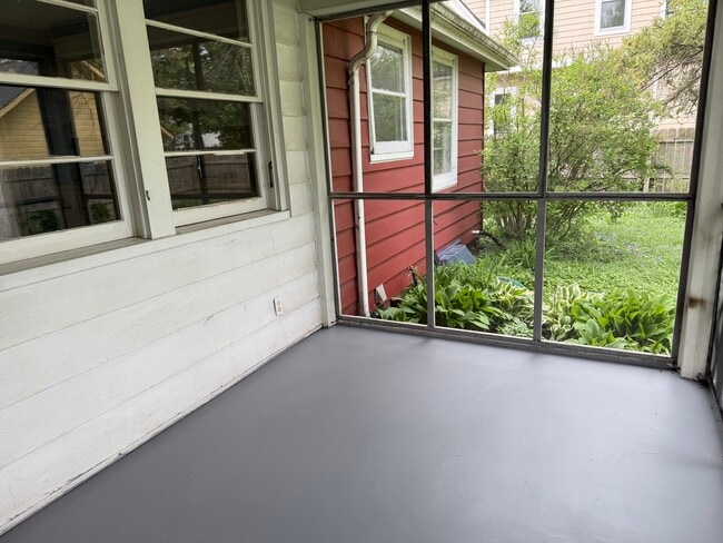 Building Photo - 8 N Harrison St