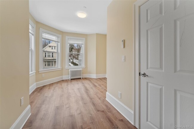 Building Photo - 81 N Washington St