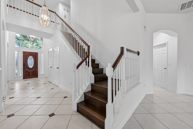 Building Photo - 19715 Azalea Brook Way