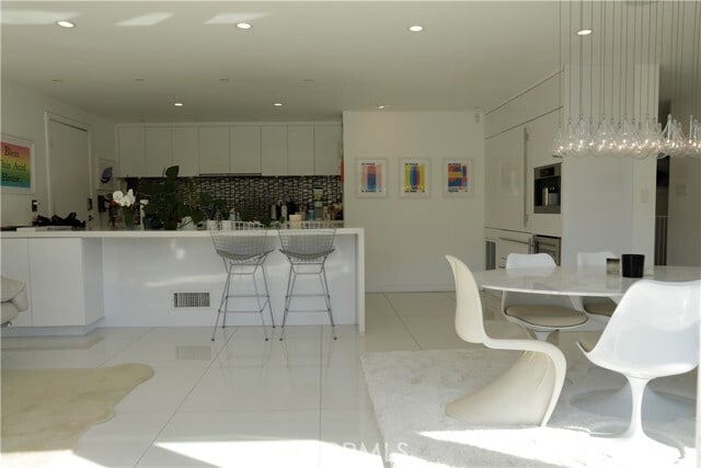 Building Photo - 2115 Groveland Dr