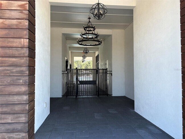 Building Photo - 2910 Hudson Hammock Wy