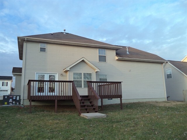 Building Photo - 4324 Aylesbury Dr