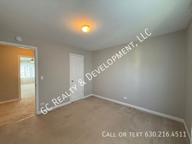 Building Photo - 344 Boulder Dr