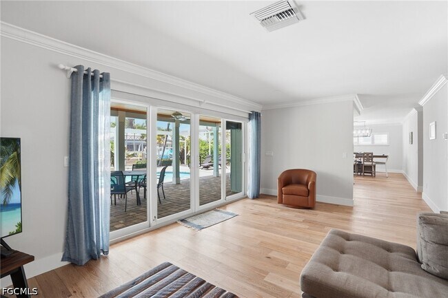 Building Photo - 1590 Sandpiper St