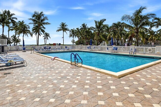 Building Photo - 111 N Pompano Beach Blvd
