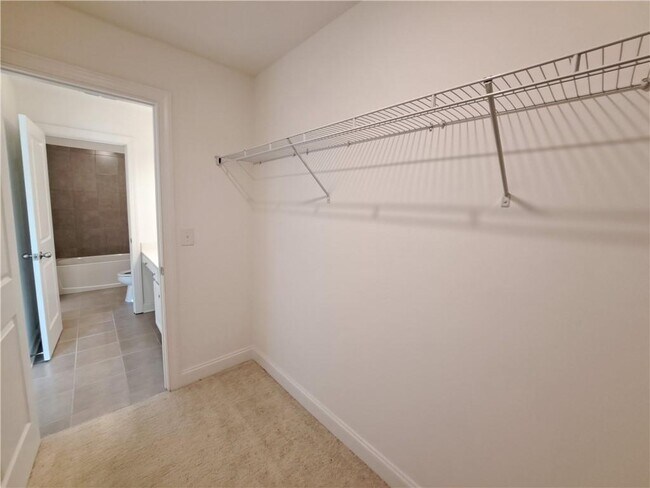 Building Photo - 1104 Hemingford Way