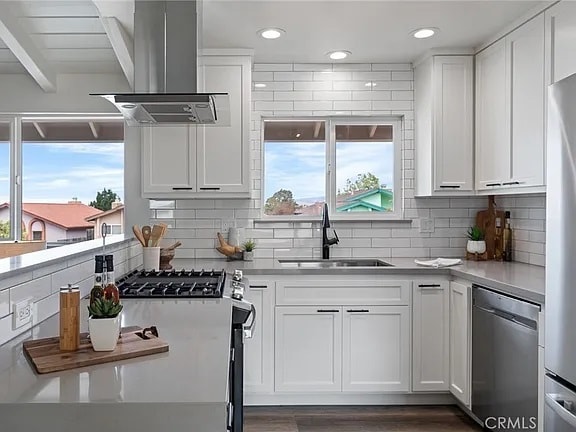 Building Photo - 243 Vista Ct