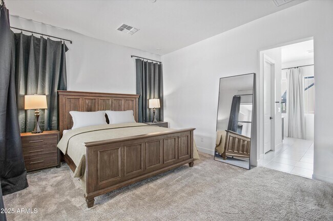 Building Photo - 17254 W Vacaville St