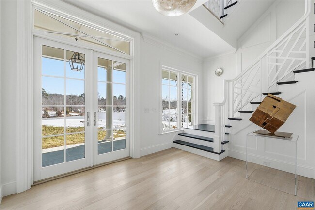 Building Photo - 4018 Fairway Dr