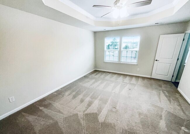 Building Photo - 8707 Red Canyon Way