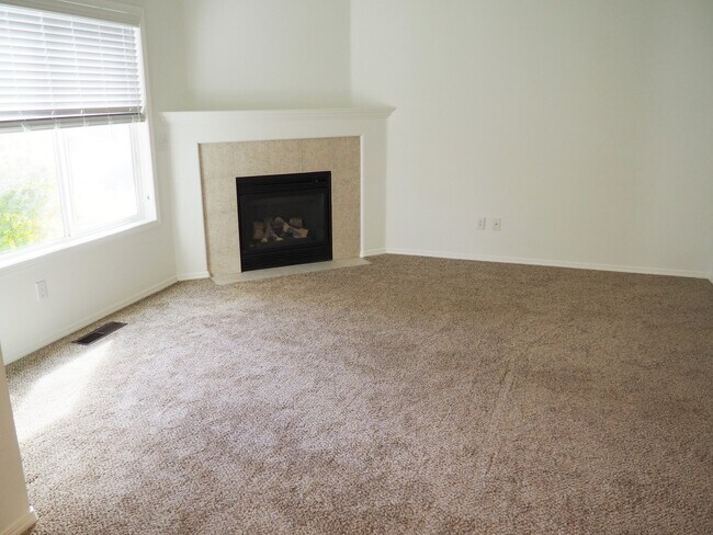 Building Photo - Beautiful, 3 Bed 1.5 Bath Home In Willamet...