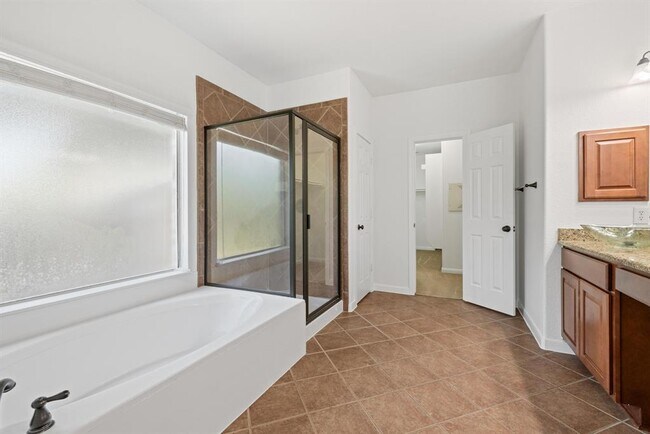 Building Photo - 20936 Prestwick Dr