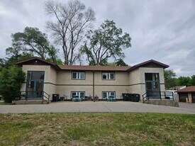 Building Photo - 1331 N 3rd St