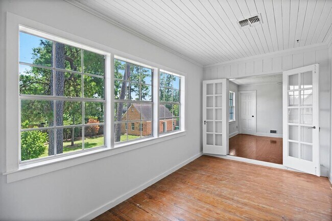 Building Photo - 3424 S MacGregor Way