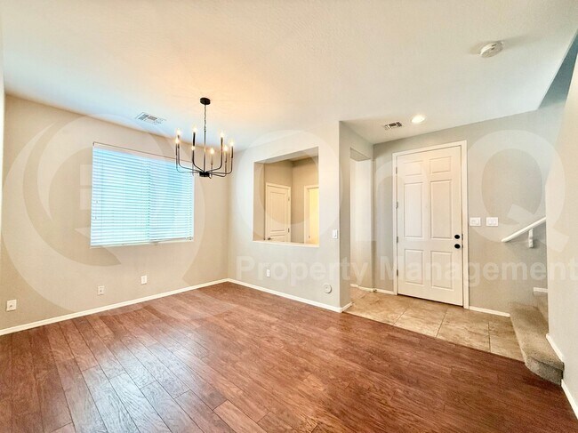 Building Photo - 4138 E Thunderheart Trail