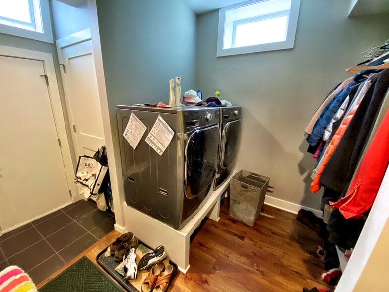 Laundry and Mud Room with Exit to Garage - 1422 Osceola Ave