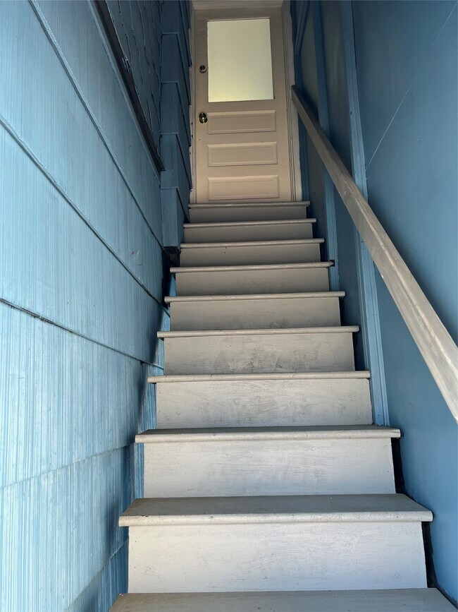 Building Photo - 4 Erie St