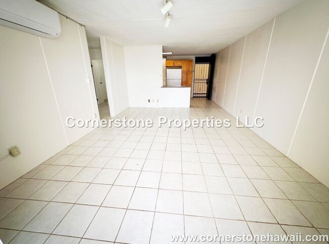 Building Photo - 95-2048-2048 Waikalani Dr