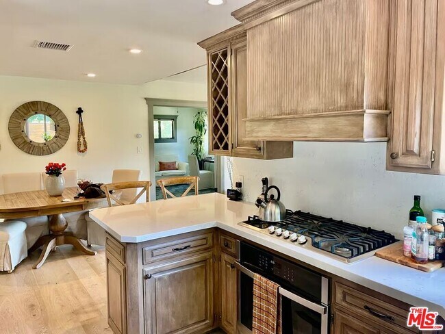 Building Photo - 12208 Laurel Terrace Dr