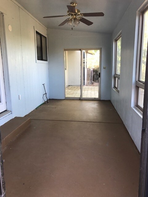 Building Photo - Four Bedroom + Office, NO HOA!