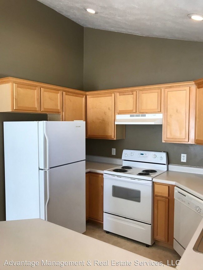 Building Photo - 3 br, 2 bath House - 1410 South 1050 West