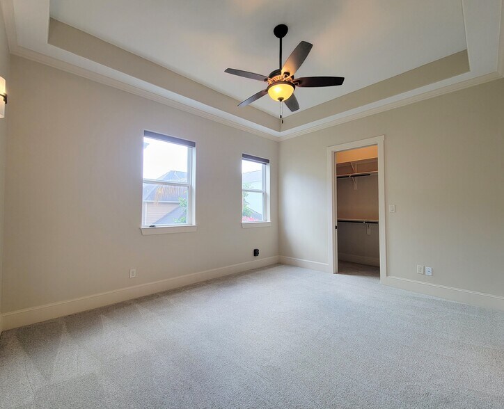 Bedroom #2. Premium Shaw carpet. So plush you can sleep on it comfortably! High tray ceiling makes the room feel even more spacious. - 6121 Hamman St