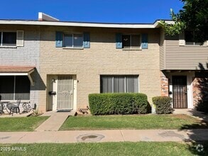 Building Photo - 1534 West Campbell Ave