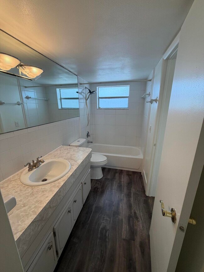 Building Photo - 4500 N Flagler Dr