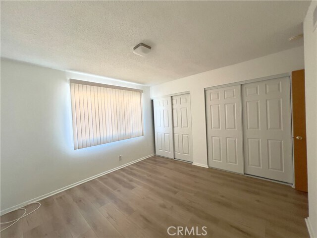 Building Photo - 1521 W Westmont Ave