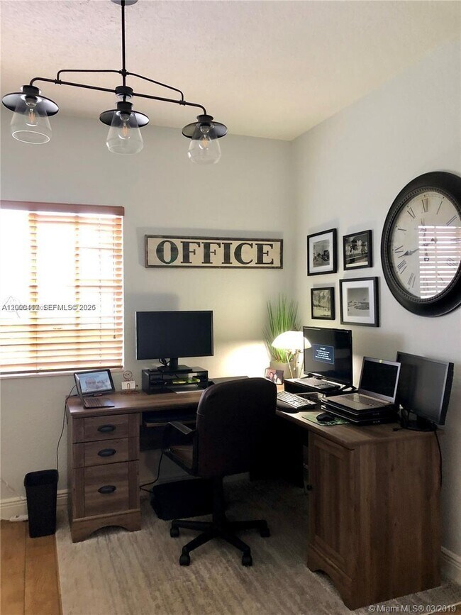 Building Photo - 867 SW 155th Ct