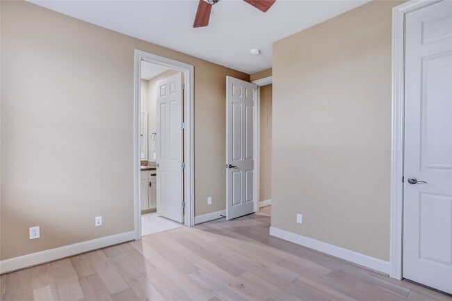 Building Photo - 1603 W 14th St