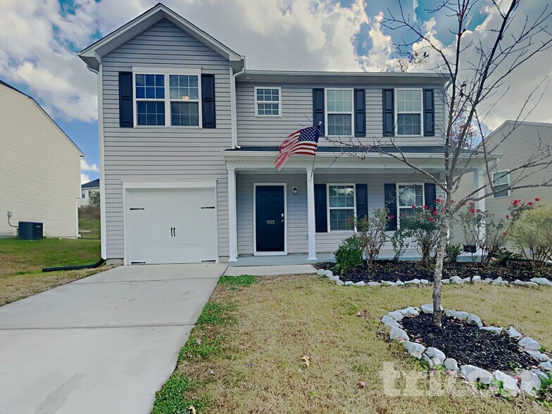 Building Photo - 1925 Buffalo Way