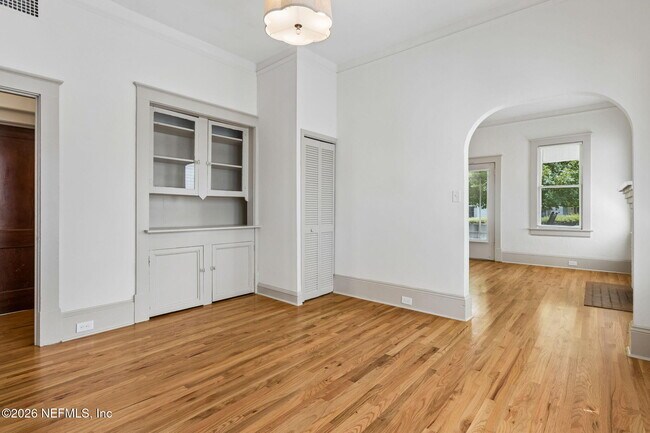 Building Photo - 2747 Forbes St