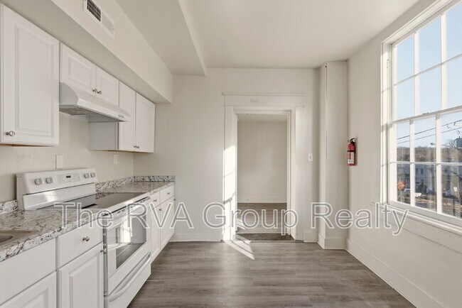 Building Photo - 27 S Jefferson St